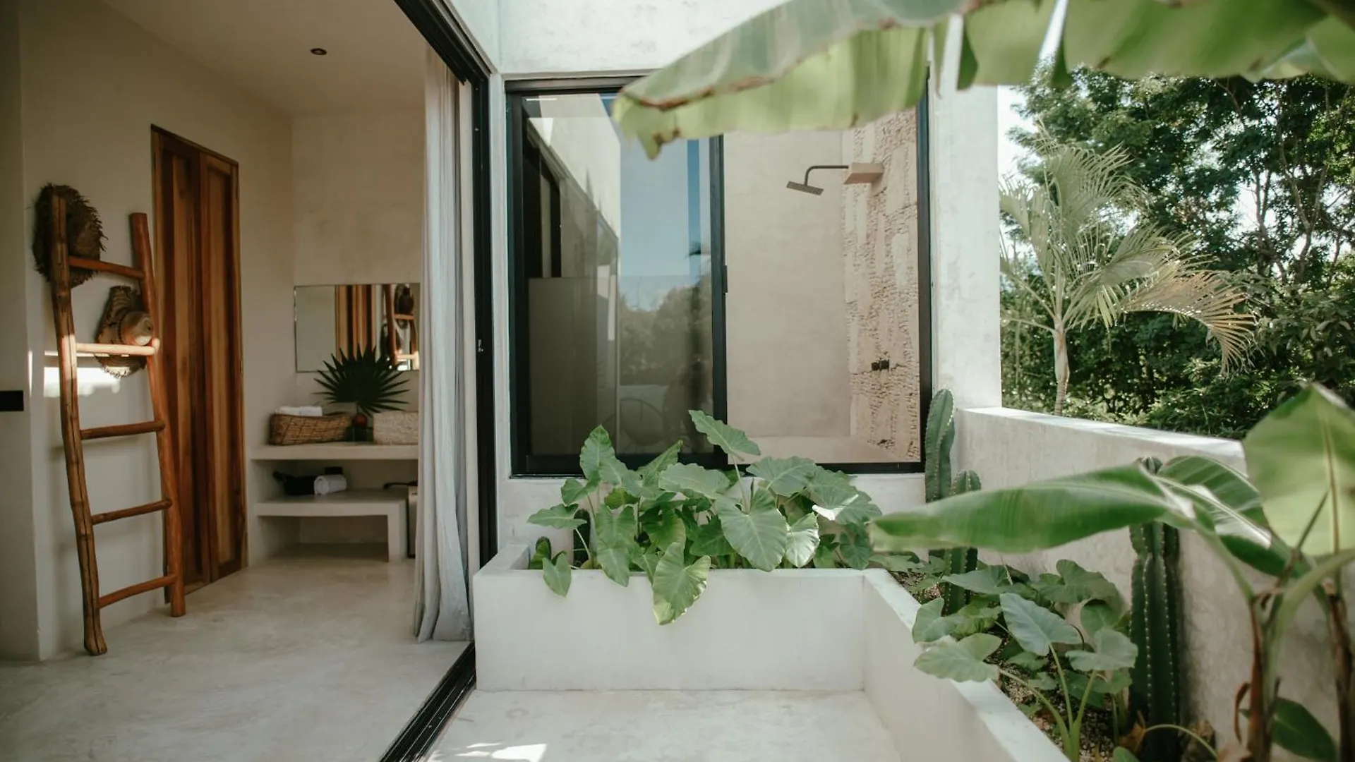 16Tulum Hotel  Tulum